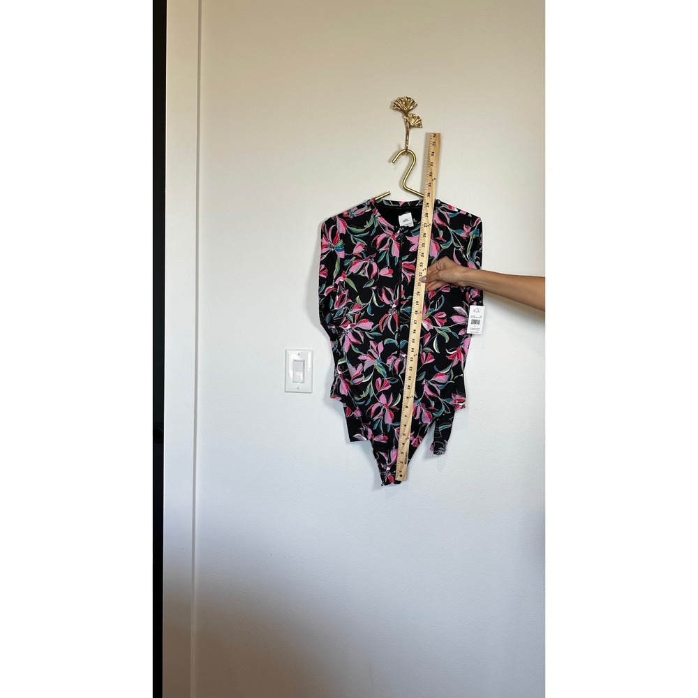 NWT Volcom Dream In Bloom Surf Suit Womens L Black Floral Surf the Waves UPF - Picture 7 of 8
